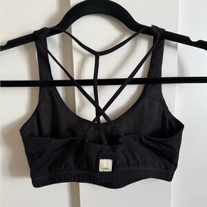 Vuori Sports Bra Black Strappy Racerback Y back Yoga Pilates Athletic Top HIIT